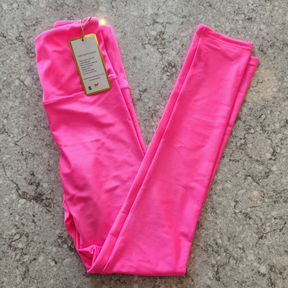 GOLDSHEEP NEON PINK LEGGINS
